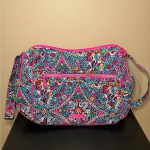 Vera Bradley Iconic LArge On The Go Crossbody Bag Kaleidoscope